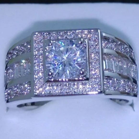 Other - NWOT Men's Sterling Silver White CzA49 Wed